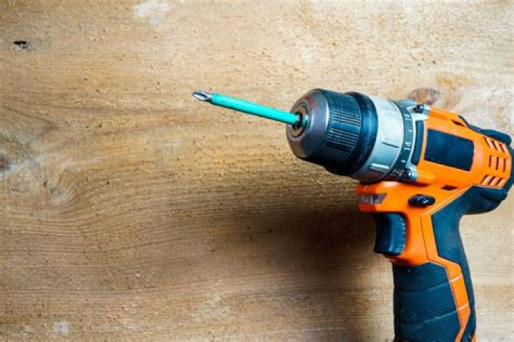 Can a hammer drill bit be used in a regular drill?