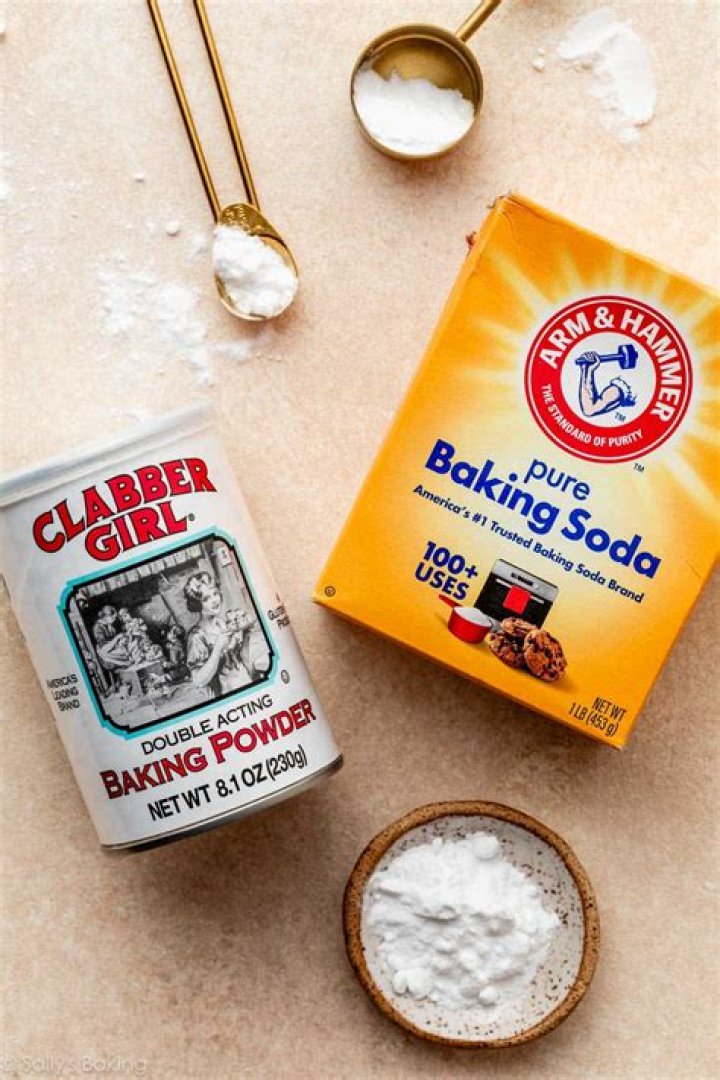 Can you use baking soda and paint on wood?