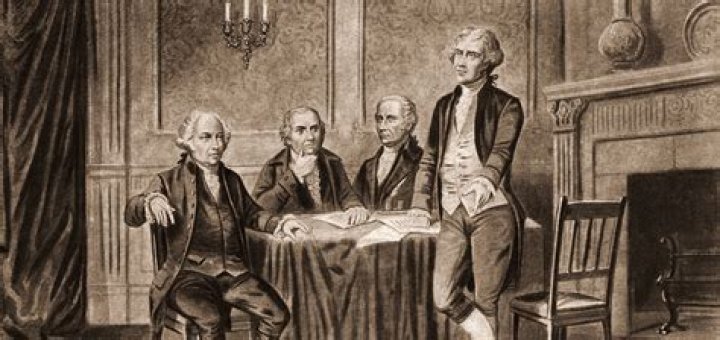 Did Hamilton help write the Constitution?