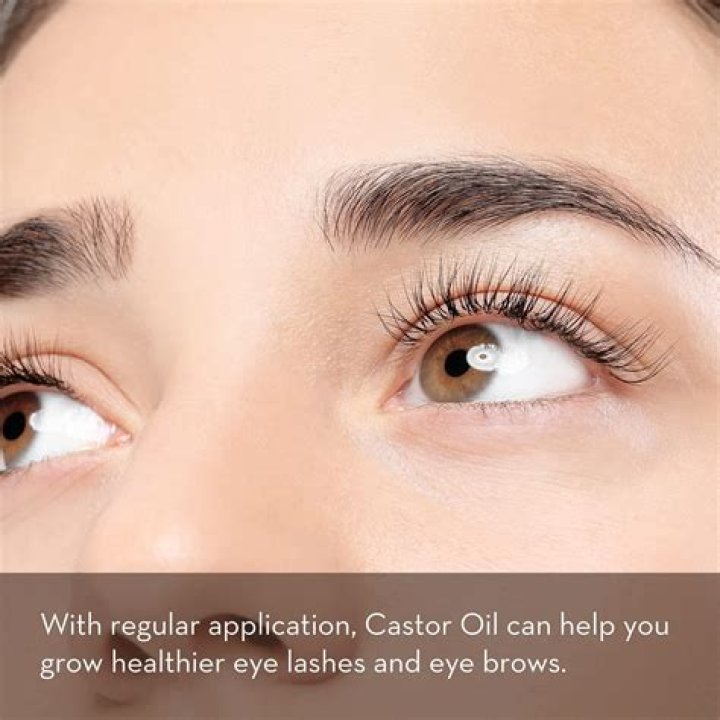 Does castor oil work for eyebrow growth?