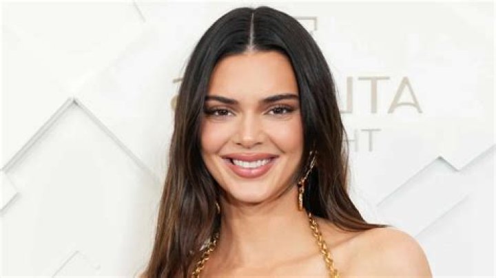Does Kendall Jenner eat healthy?