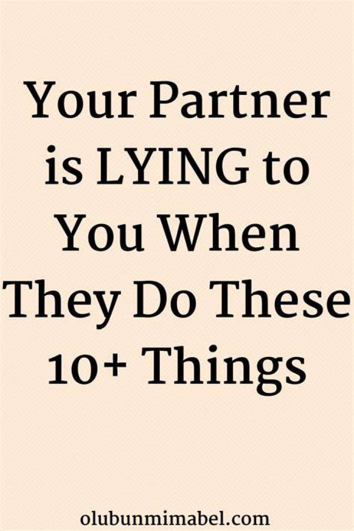 How do you know when your girlfriend is lying to you?