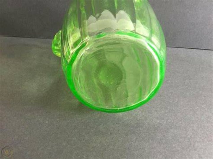 Is all green Depression glass uranium glass?