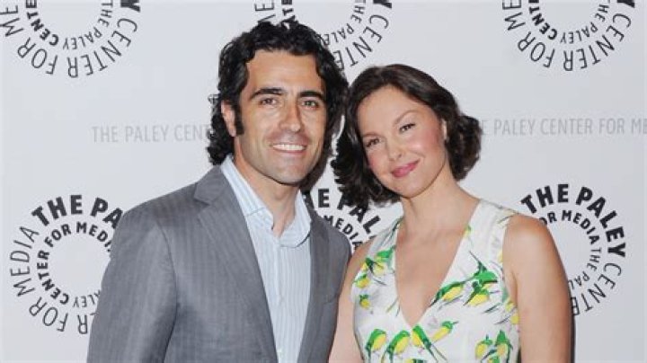 Is Ashley Judd married now?