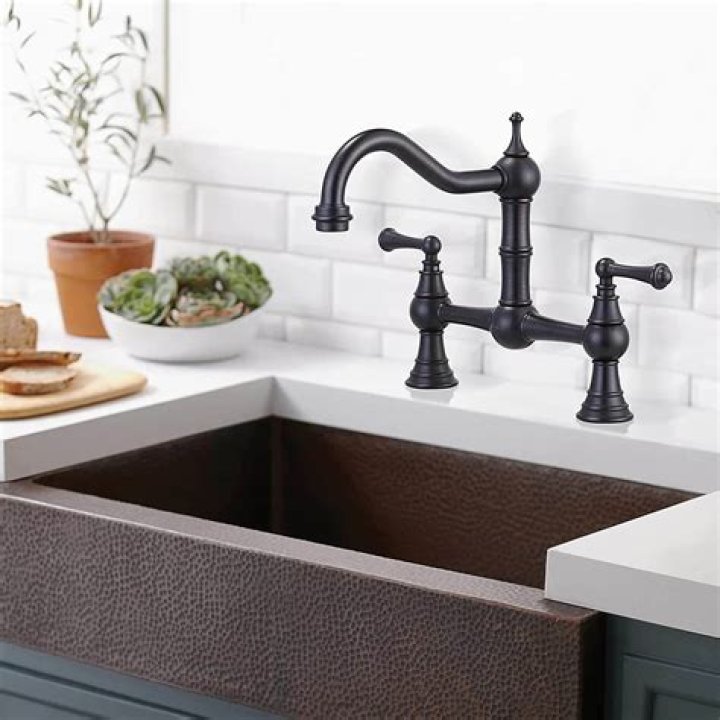 Is oil rubbed bronze out of style?