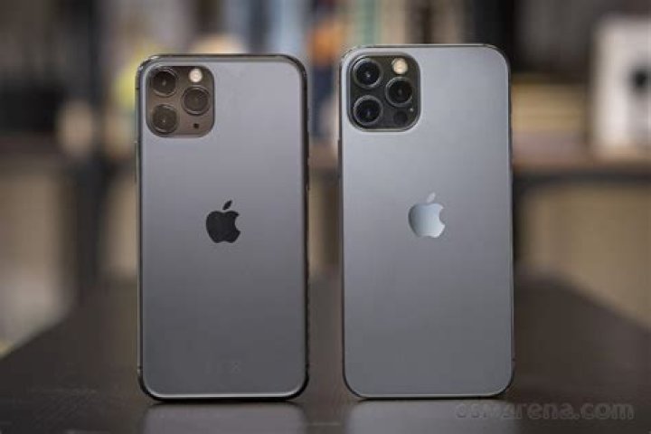 Is the iPhone 13 and 12 the same size?