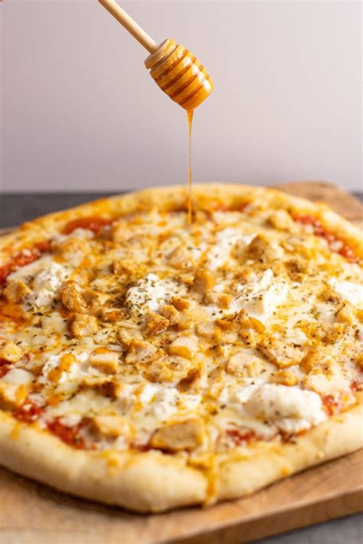 Should I put honey on pizza before or after cooking?
