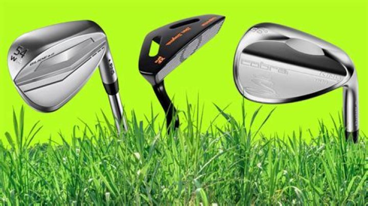 What club is best for chipping around the green?