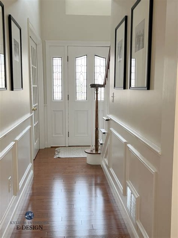 What do you put in a dark hallway?