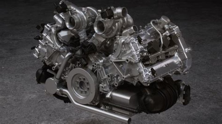 What is the highest revving Honda engine?