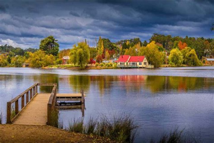 What is the prettiest town in Australia?