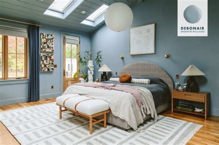 What should you not decorate with gray?