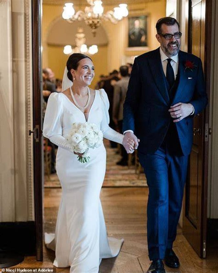 Who is Ingrid Oliver married to?