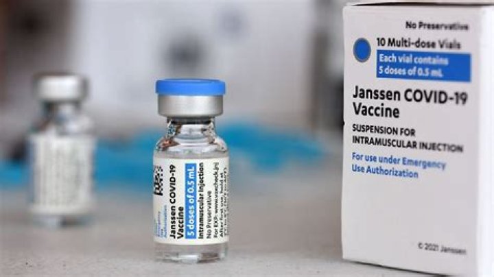 Who should seek immediate medical attention after receiving the Johnson and Johnson vaccine?